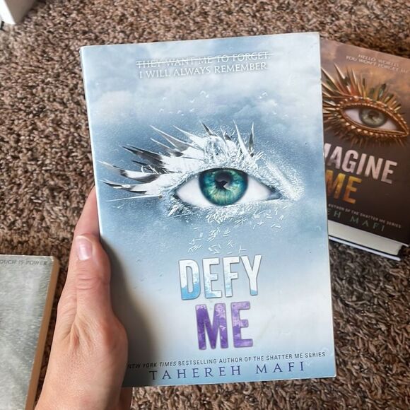 Shatter me Series books 1-6 by Tahereh Mafi - Picture 3 of 7